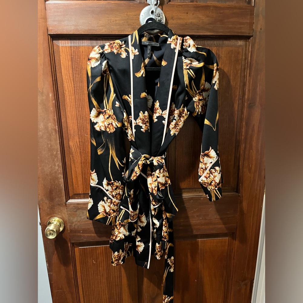 Bcbg floral blazer wrap jacket. Size small